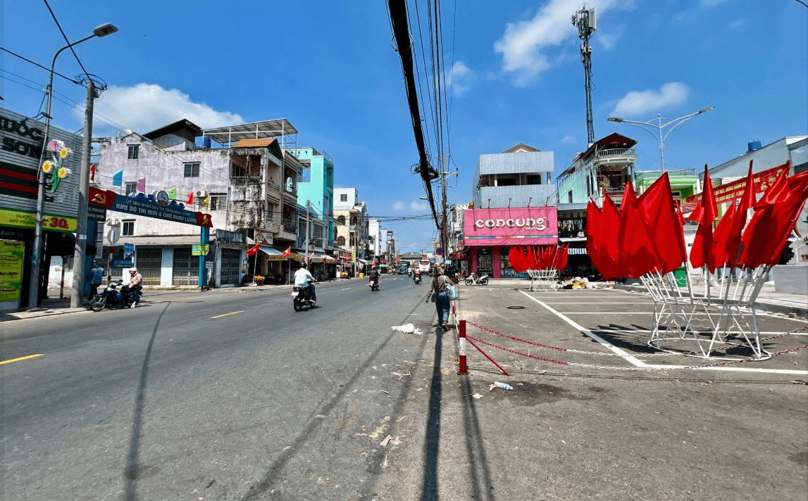 Bán Lô Gốc 2 Mặt Tiền Ngay Trung tâm sầm uất chợ Minh Lương Củ