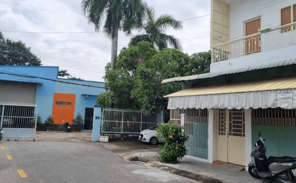 BÁN NHÀ GÓC, phường Bình Khánh, TP Long Xuyên cũ ( nay P Bình Đức ), An Giang..