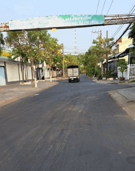 Mặt tiền đường phan bội châu p bình đức