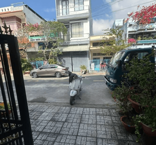 Bán nhà (ở Bình Khánh cũ) nay P Bình Đức. AG